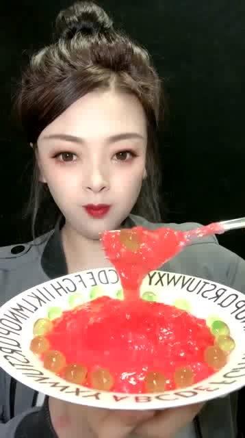 吃瓜momo酱结婚,吃瓜momo酱喜结良缘，开启幸福新篇章