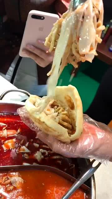 吃瓜吃大饼喝鸡汤视频,揭秘网络短视频的治愈力量